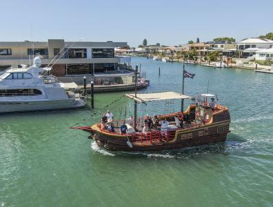 Pirate Ship in the canals